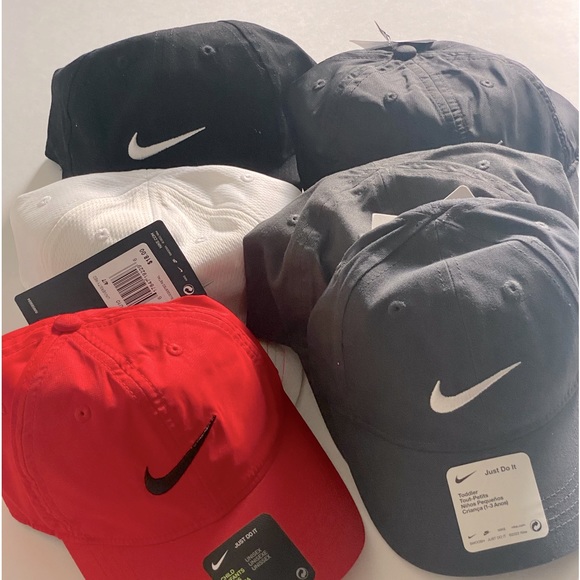Nike Hats - Picture 3 of 4